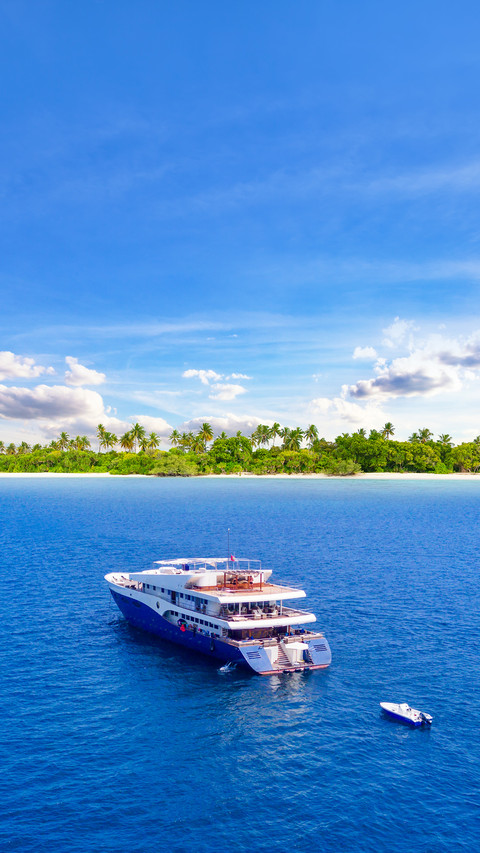 Big Safari Luxury Yacht Sailing on Ocean in Maldives preview