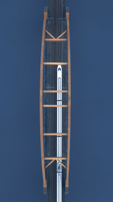 Some highspeed railway cars are not connected 72 preview