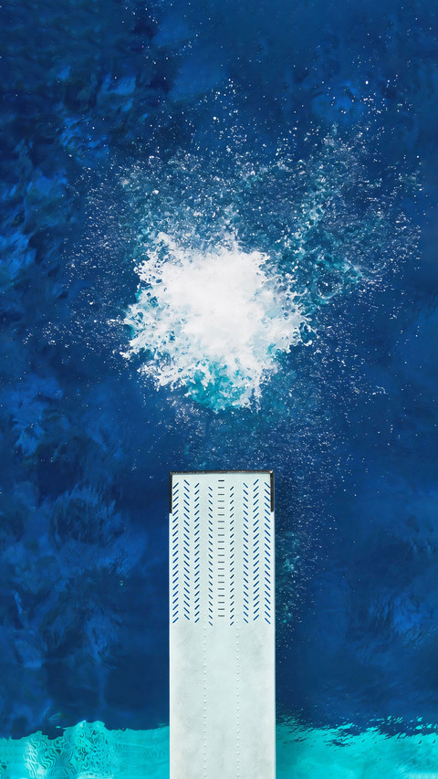 Diving competition without suppressing water splashes preview
