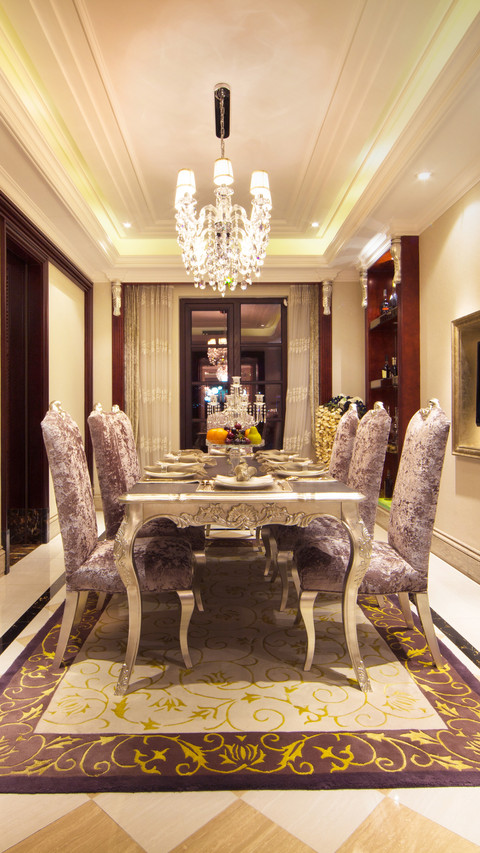Elegant and romantic french style preview