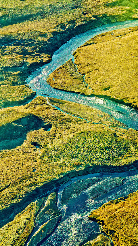 Rivers in volcanic landforms preview