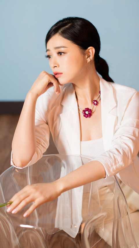 蒋欣 preview