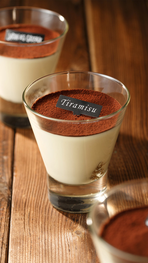 Delicious tiramisu cake 45 preview