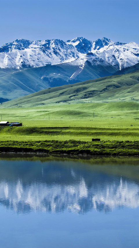 Tangbula grassland lake preview
