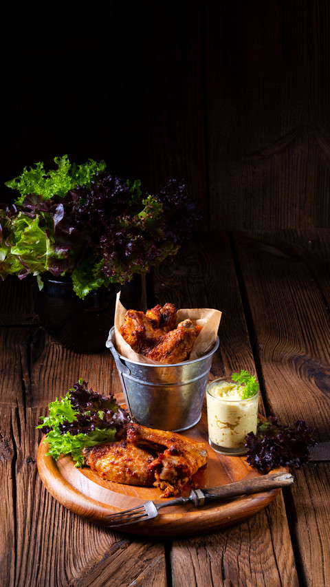 Family edition delicious roasted chicken wings preview