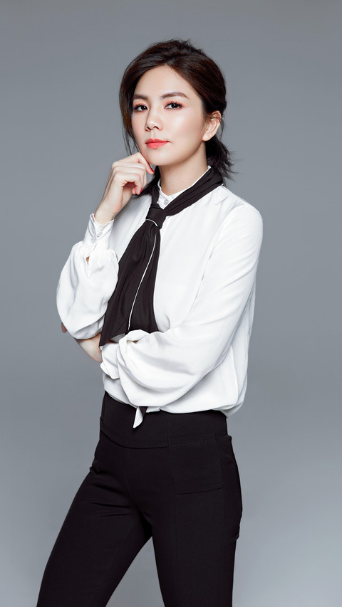 Ella陈嘉桦 preview