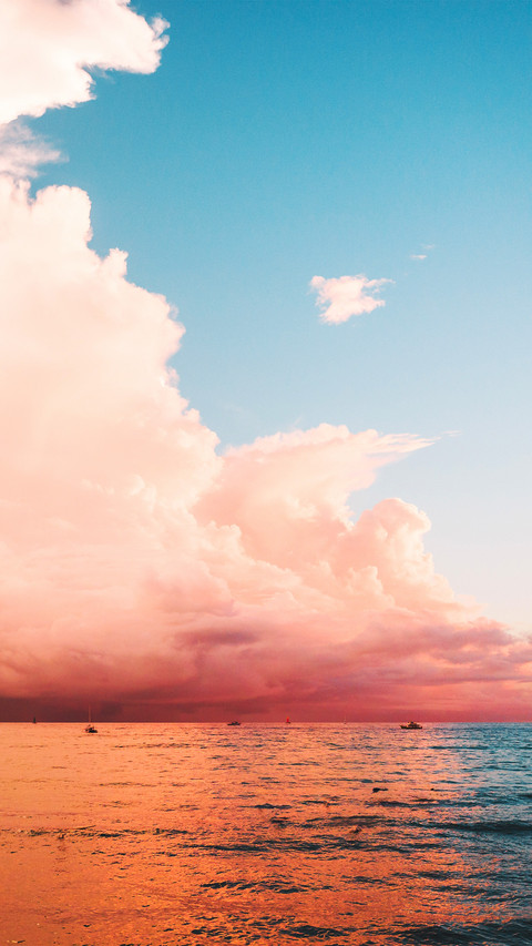 The sea and colorful clouds preview
