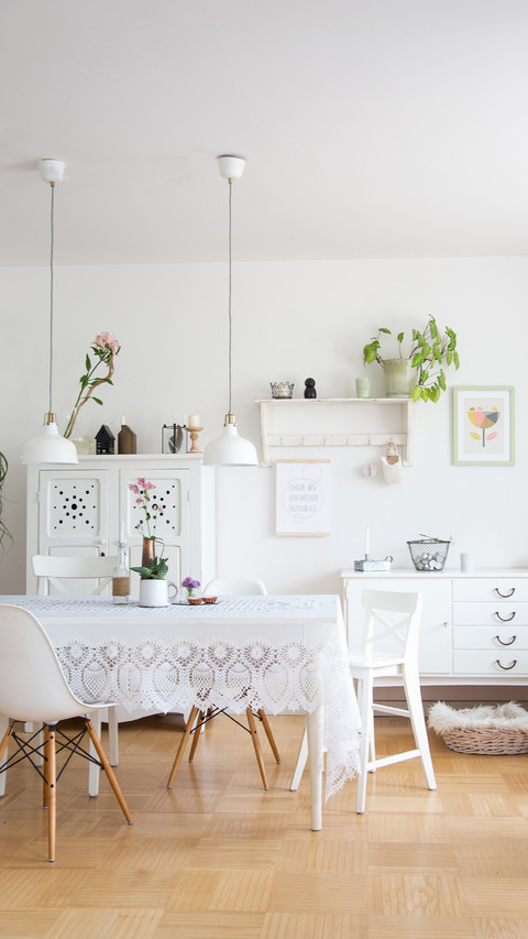 Simple and elegant restaurant 31 preview