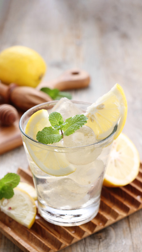 Favorite slimming water for celebrities preview