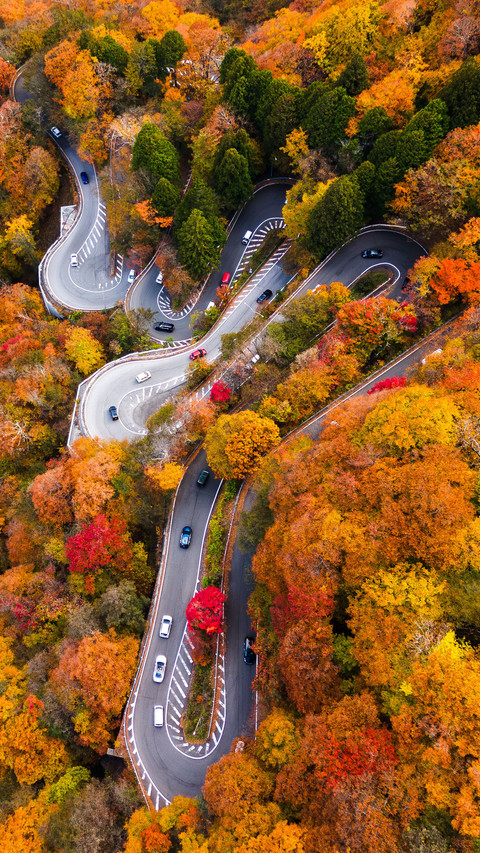 Small tips for driving on mountain roads preview