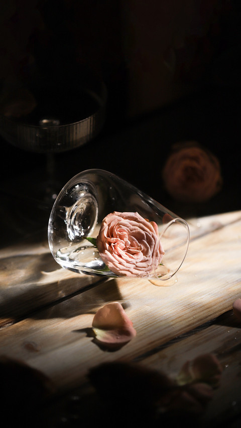 Glasses and Roses preview