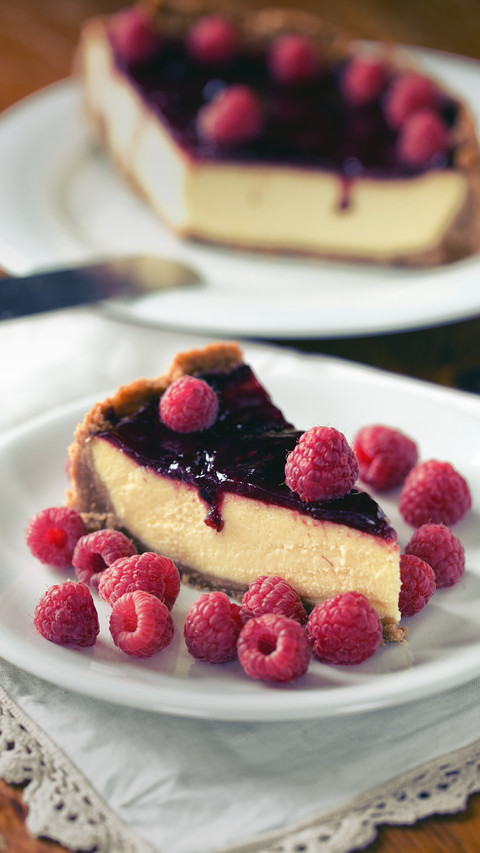 Delicious Cakes And Berries preview