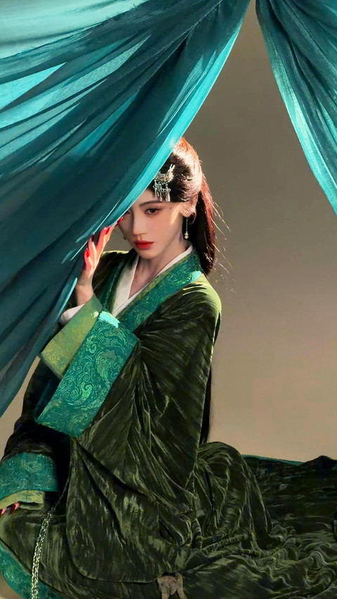 鞠婧祎露芜衣狐系图鉴 preview