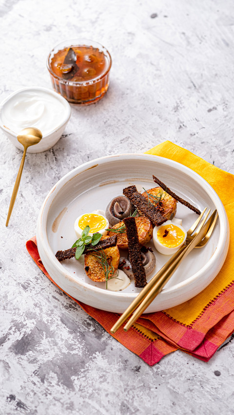 Take a healthy meal here preview