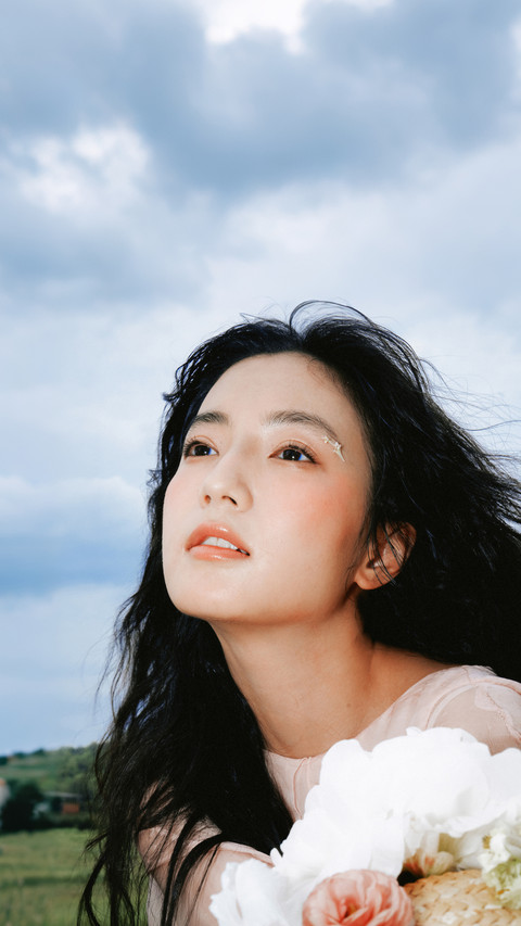 山野油画少女张雅钦 preview