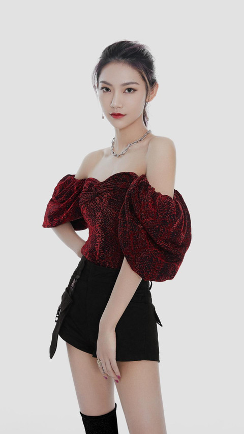 冷艳美女  曾可妮 preview