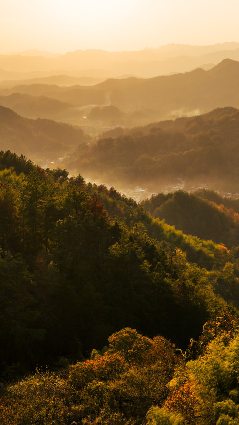 Morning glow of autumn mountains in southern Anhui preview