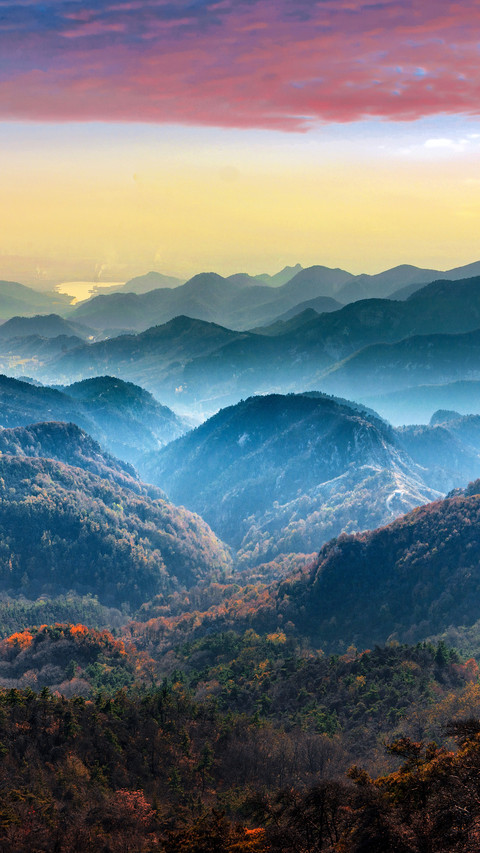 Young people have fallen in love with mountain climbing preview
