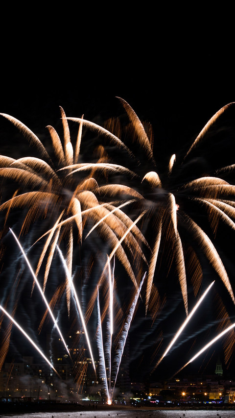 Fireworks towards the stars preview