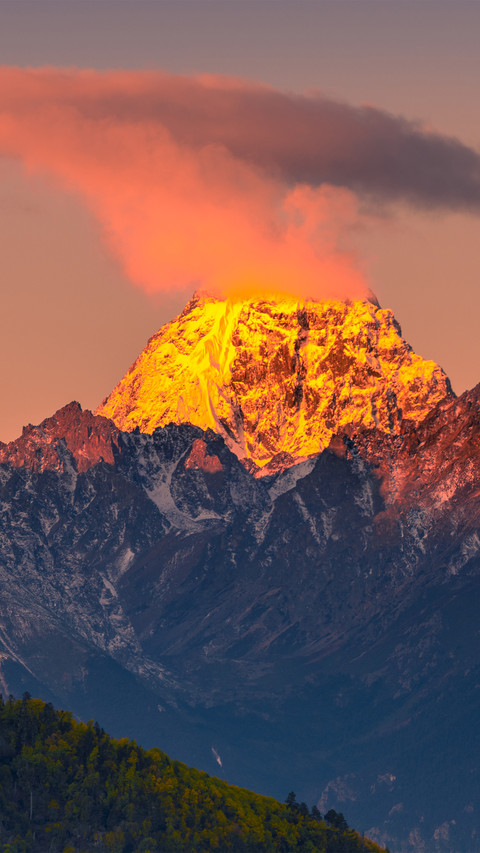 Snow mountain sunrise 2 preview