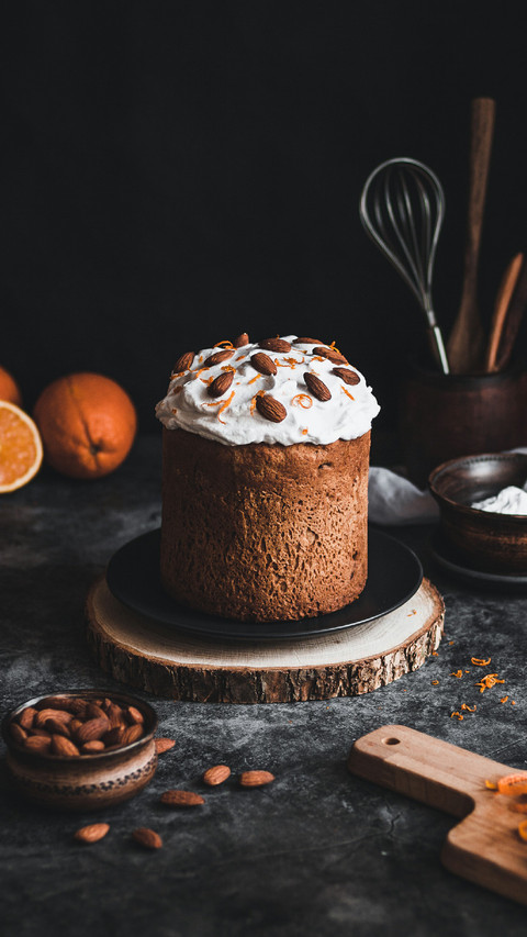 Delicious Cake Sprinkled With Almonds preview
