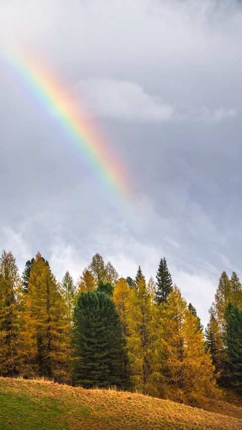 Stunning seven-color sky scenery preview