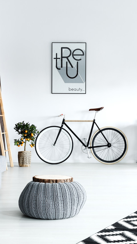Minimalist apartment 13 preview