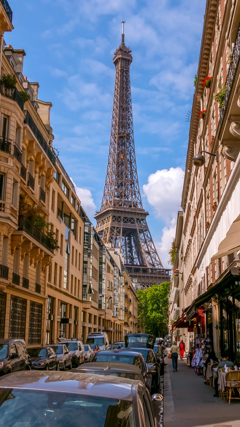 Romantic Paris preview