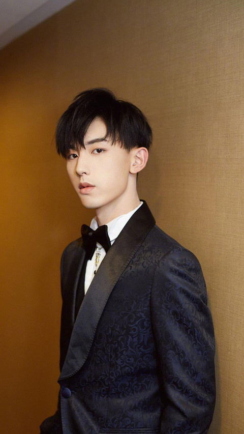 “少年老成”郭俊辰 preview