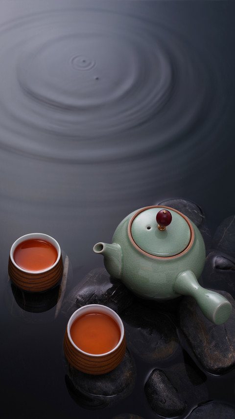 The difference between drinking tea and drinking boiled wate preview