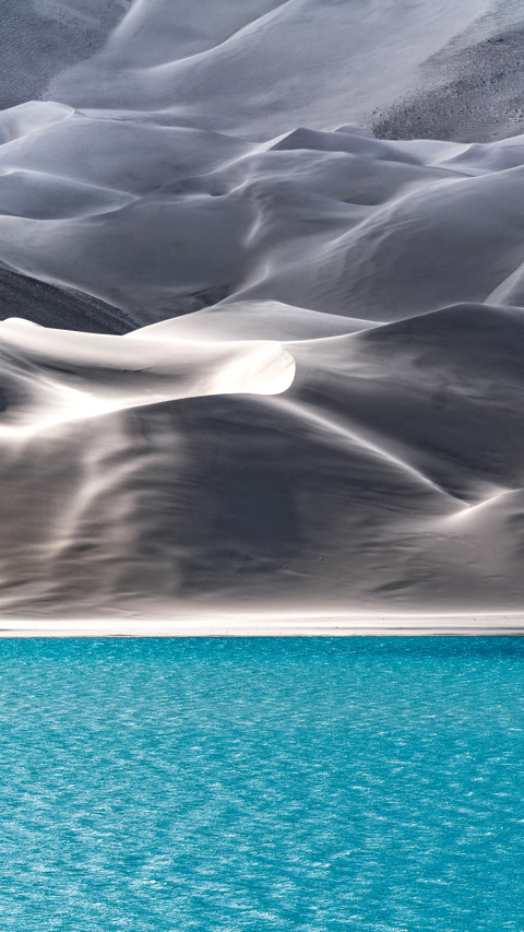 The same scenery of baisha lake is different at different preview