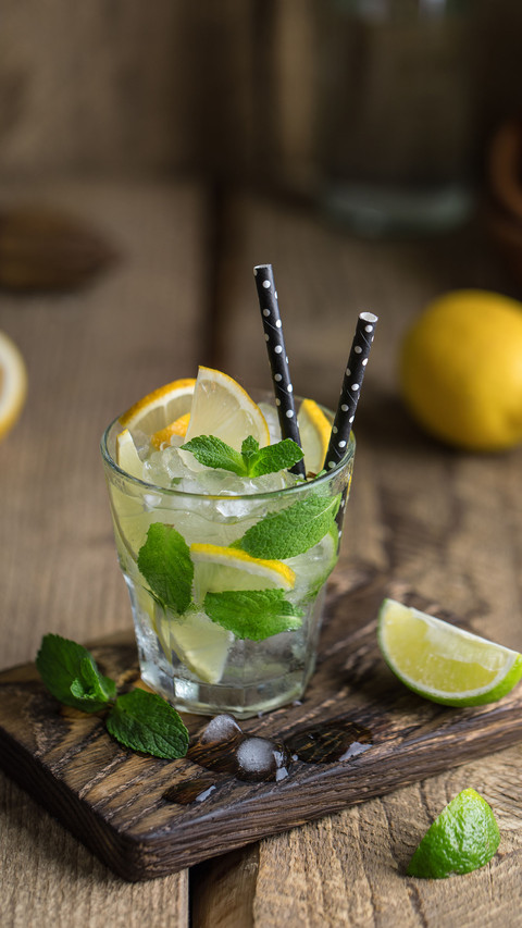 Drinking lemonade can fight cancer preview