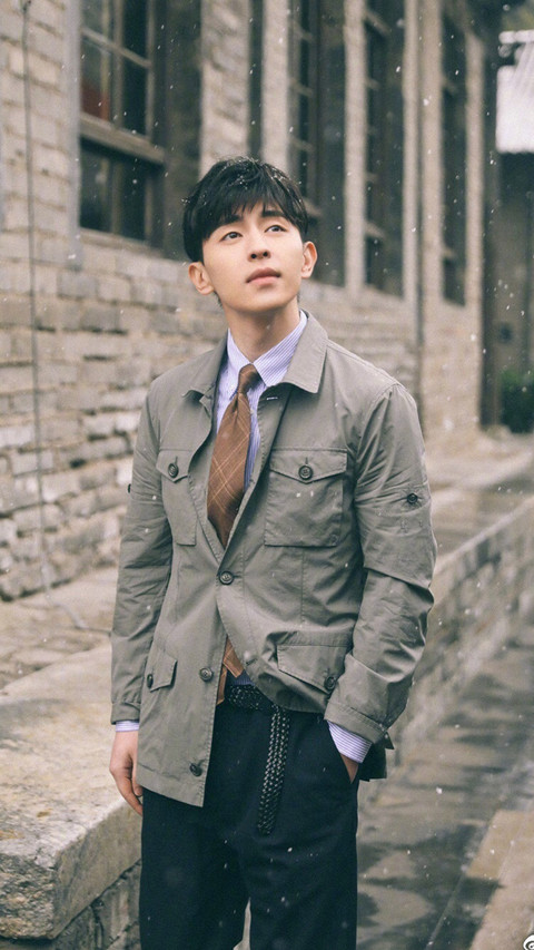 邓伦 preview