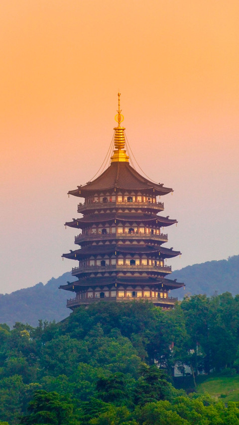 西湖岸边 preview