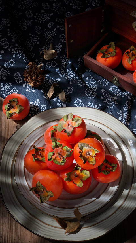 Little secret about persimmons 85 preview