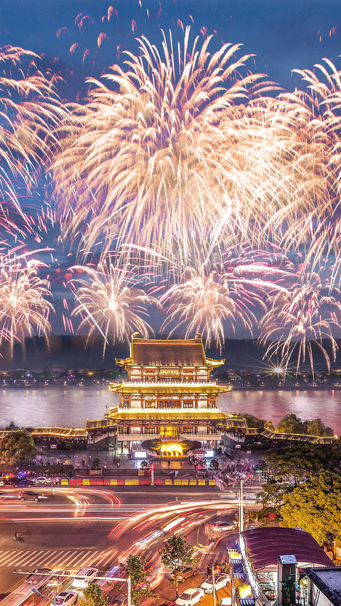 VCG211127507208 preview