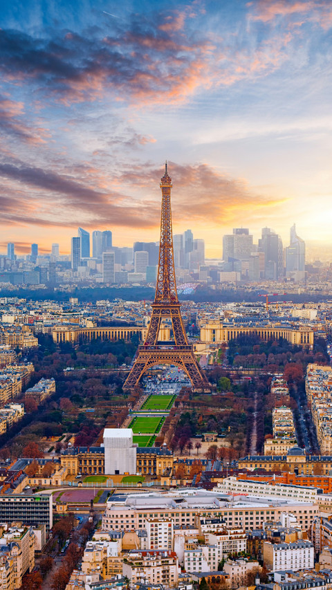Eiffel Tower in The Sunset preview