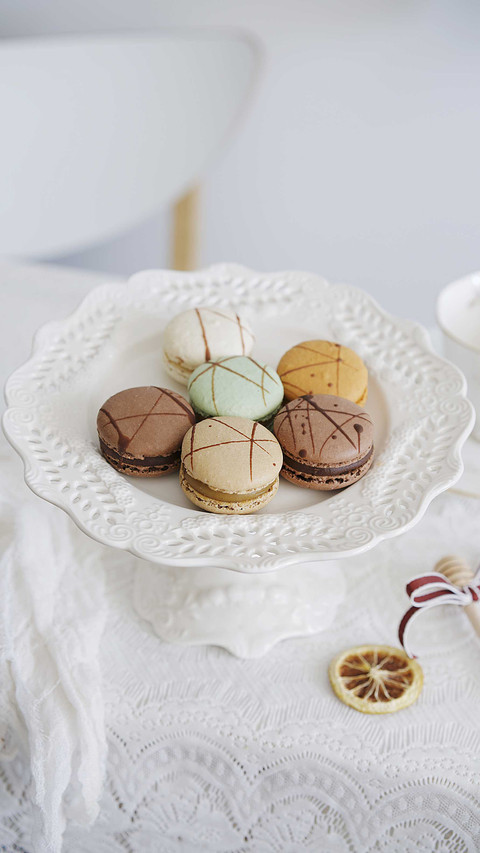 Italian mini macaron preview