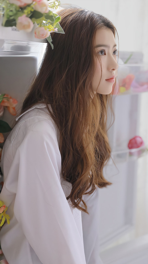 Gazing Girl ©White Rabbit Candy Photo Gallery preview