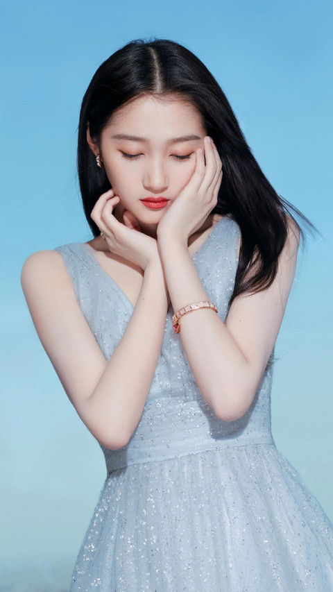 关晓彤 preview